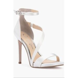 Jessica Simpson Rayli 2 Heels Strappy Sandals White Matte Satin Size 8.5 NEW